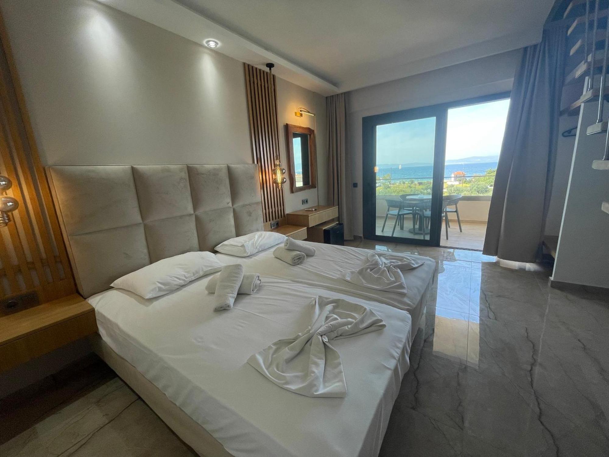 Rachoni Amazing Rooms And Maisonettes Скала-Рахониу Екстериор снимка